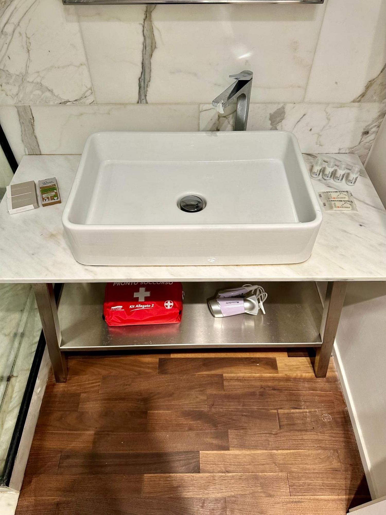 شقة Casa Broletto - Centro Citta ميلان المظهر الخارجي الصورة